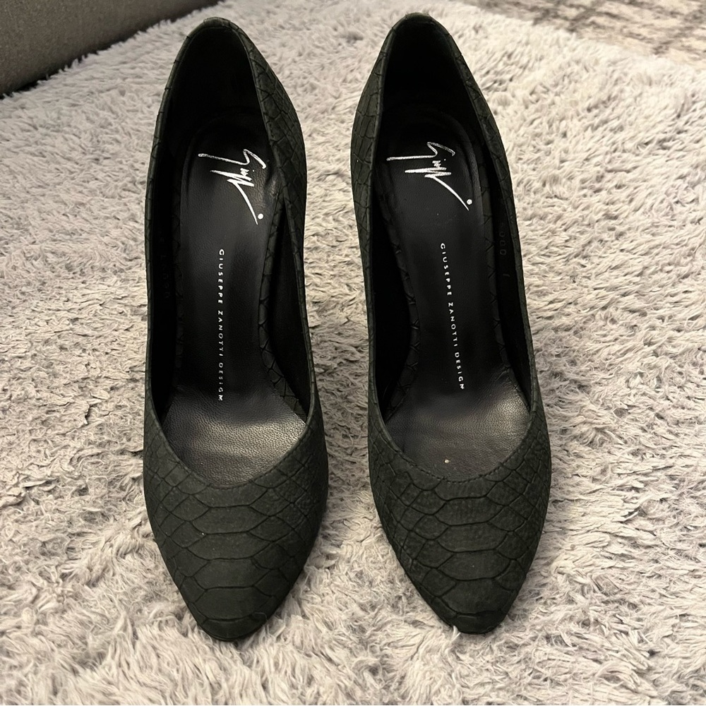 Giuseppe Zanotti suede croc effect heels